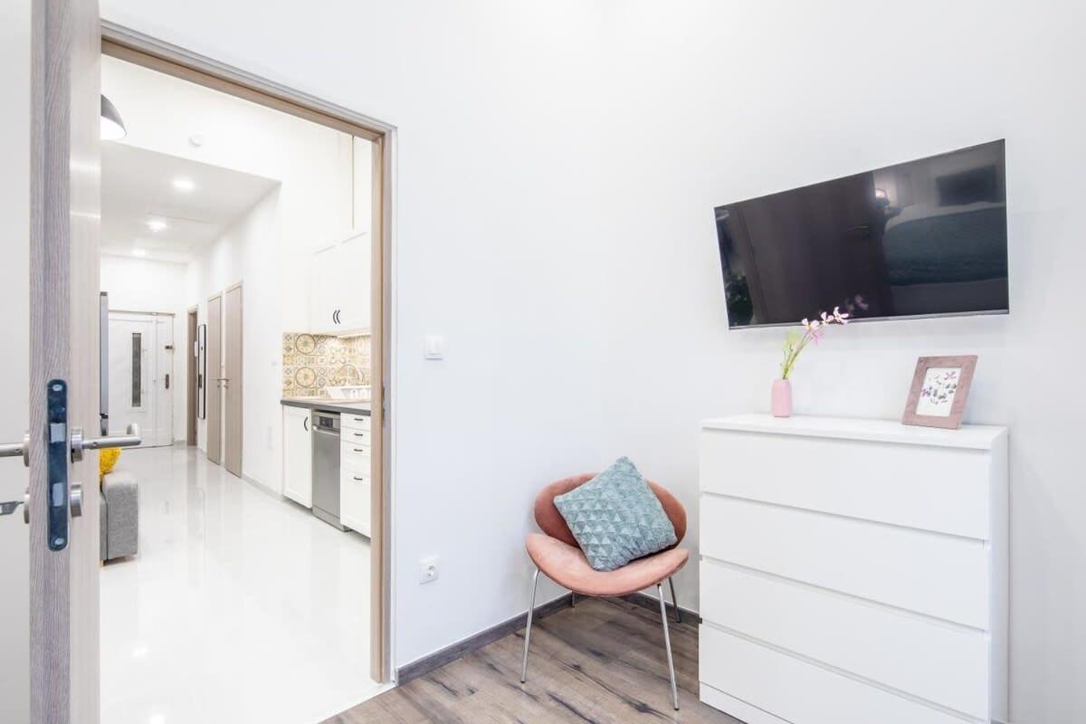 Very Large & New Apartamento Budapest